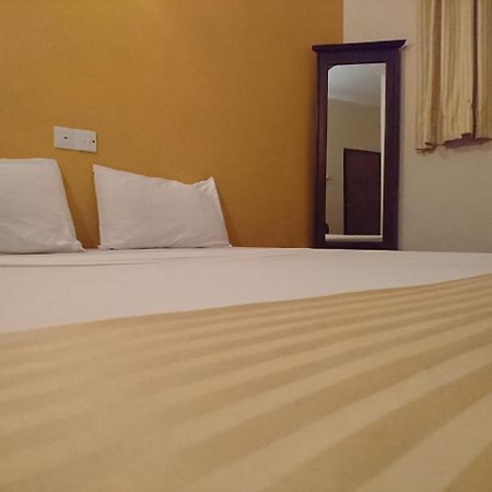Shiva Rest Katharagama Hotel Kataragama Buitenkant foto